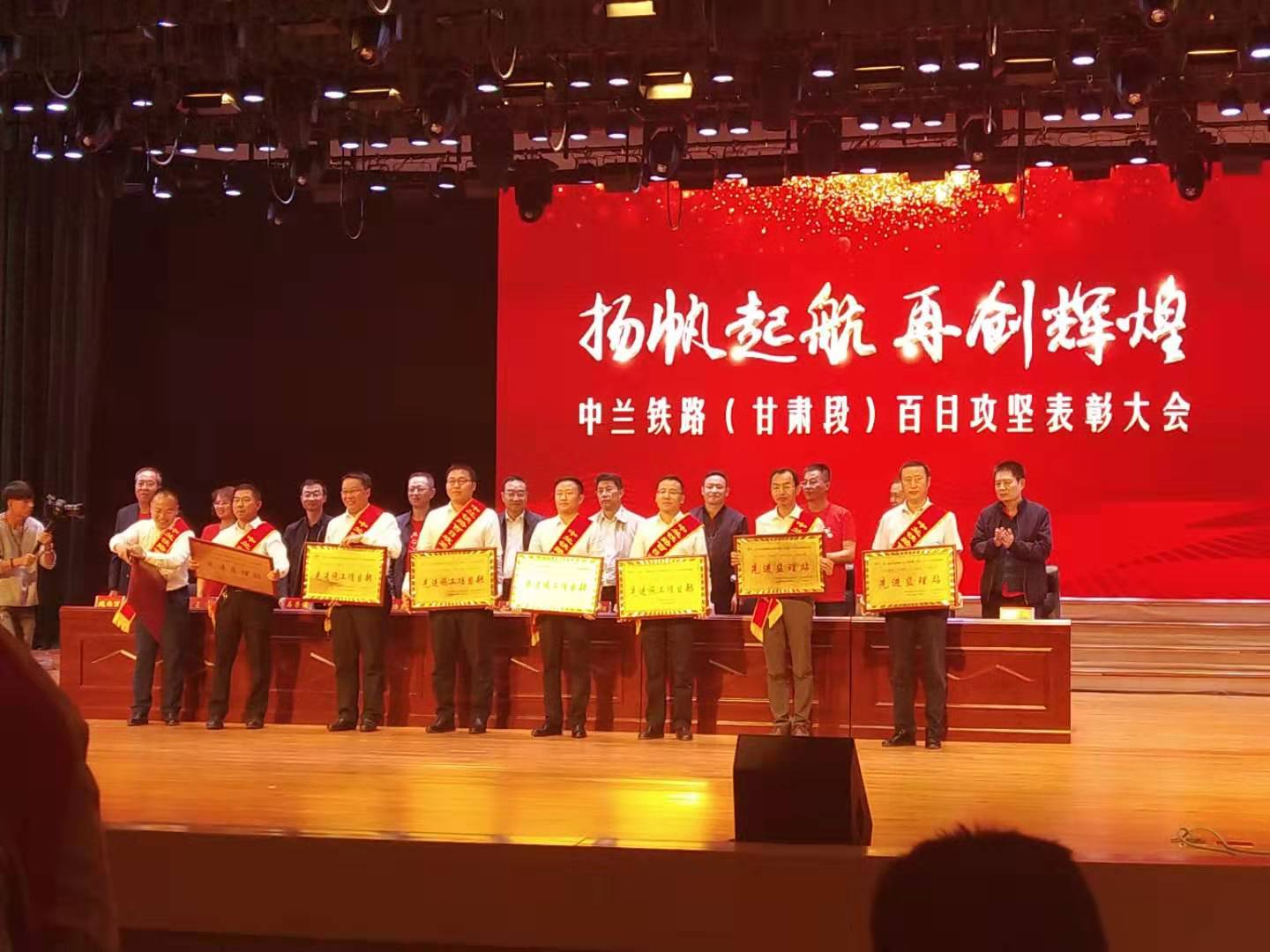 澳门在线威尼斯官方下载