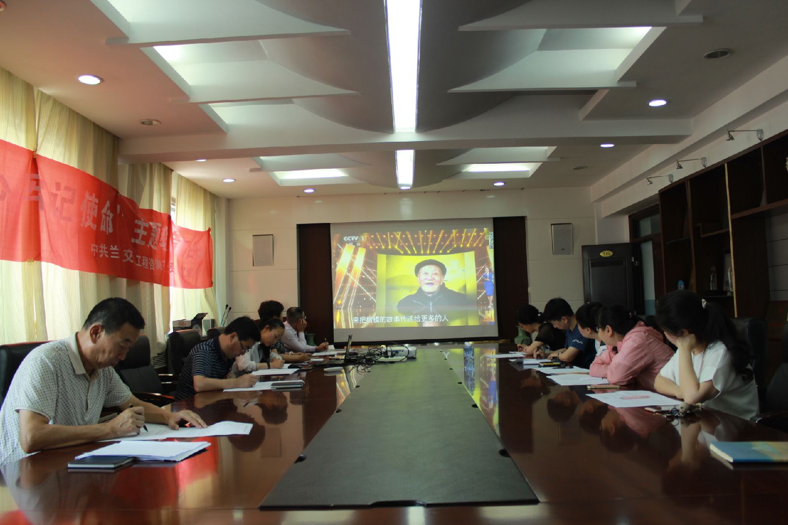 澳门在线威尼斯官方下载