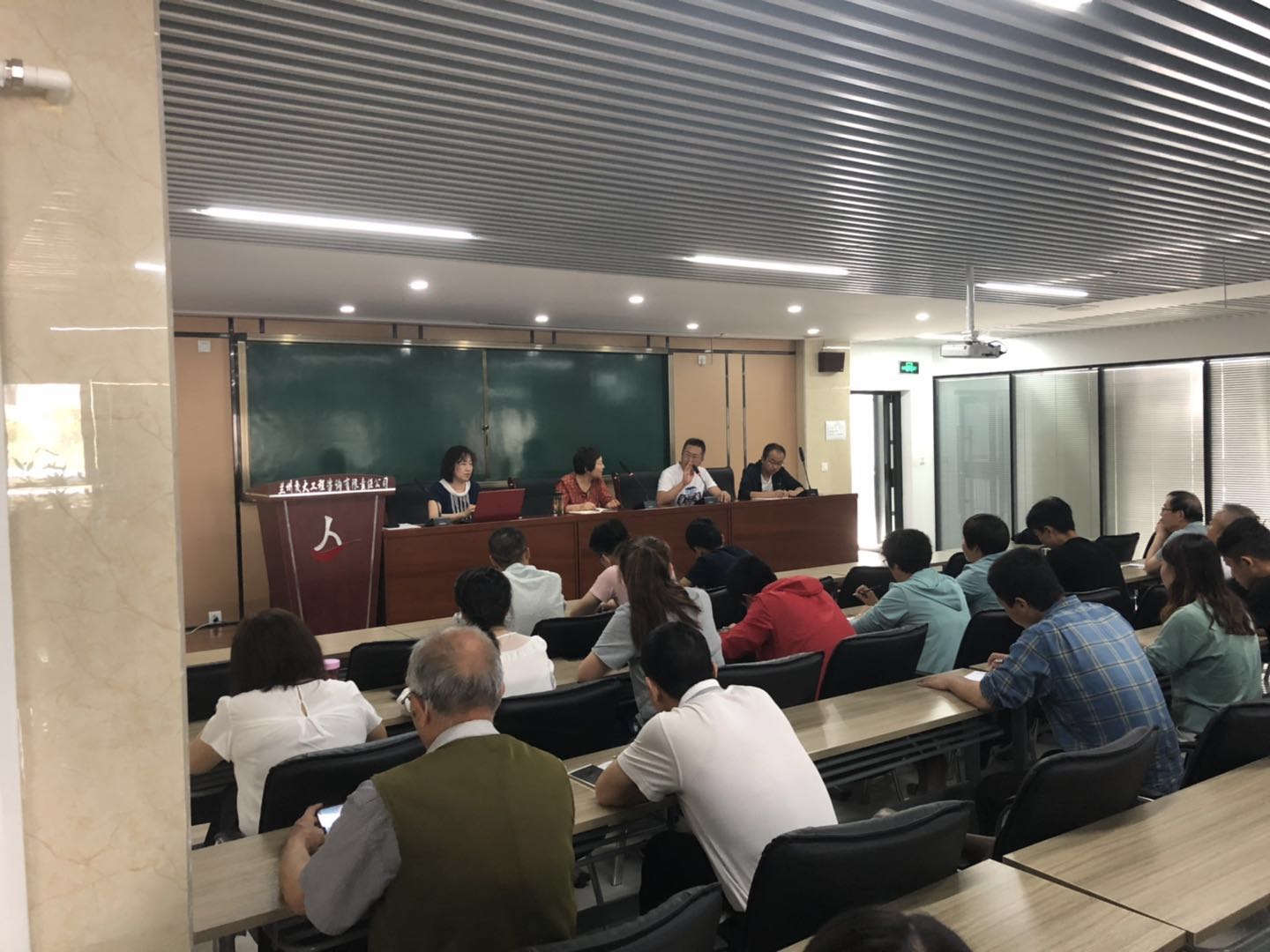 澳门在线威尼斯官方下载