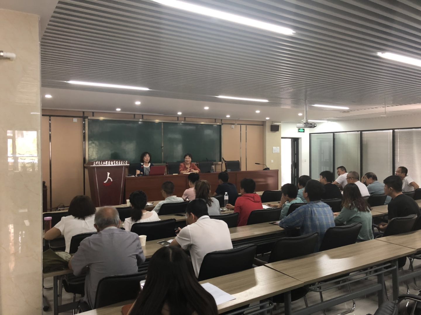 澳门在线威尼斯官方下载