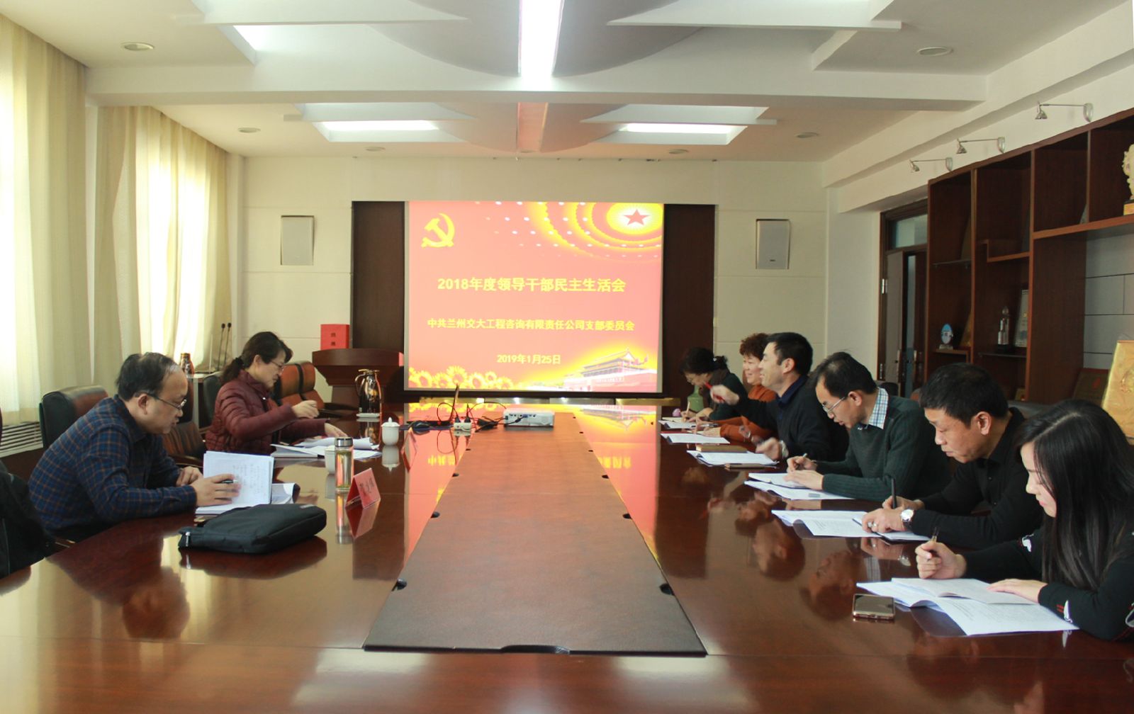澳门在线威尼斯官方下载