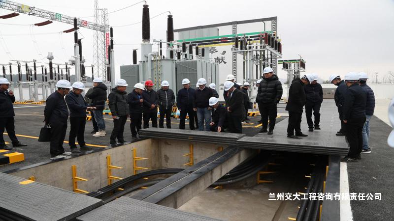 1699945389583049184.jpg 潍烟高铁接触网和牵引变电专业通过首件评估1-1.jpg