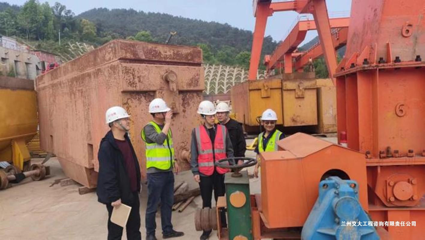 1714460881524014133.jpg 1714460881524014133.jpg